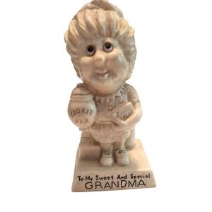 Vintage Q&R Berries Co's 1975 Grandma Figurine "To My Sweet And Special Grandma"